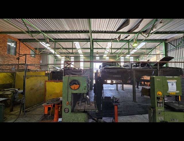 500M² WAREHOUSE TO LET IN SEBENZA